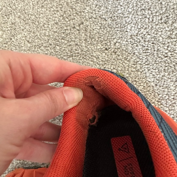 HOKA ONE ONE Speedgoat 4 Running Shoes Men Low-top Orange/Blue - Picture 7 of 8